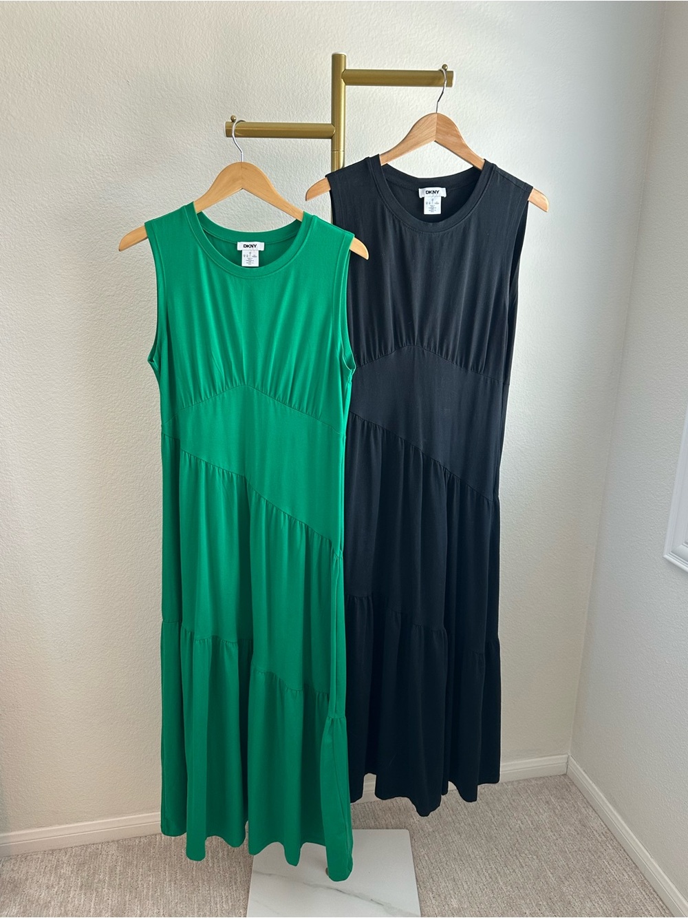 DKNY Sleeveless Tiered Maxi Dress Bundle in Green and Black